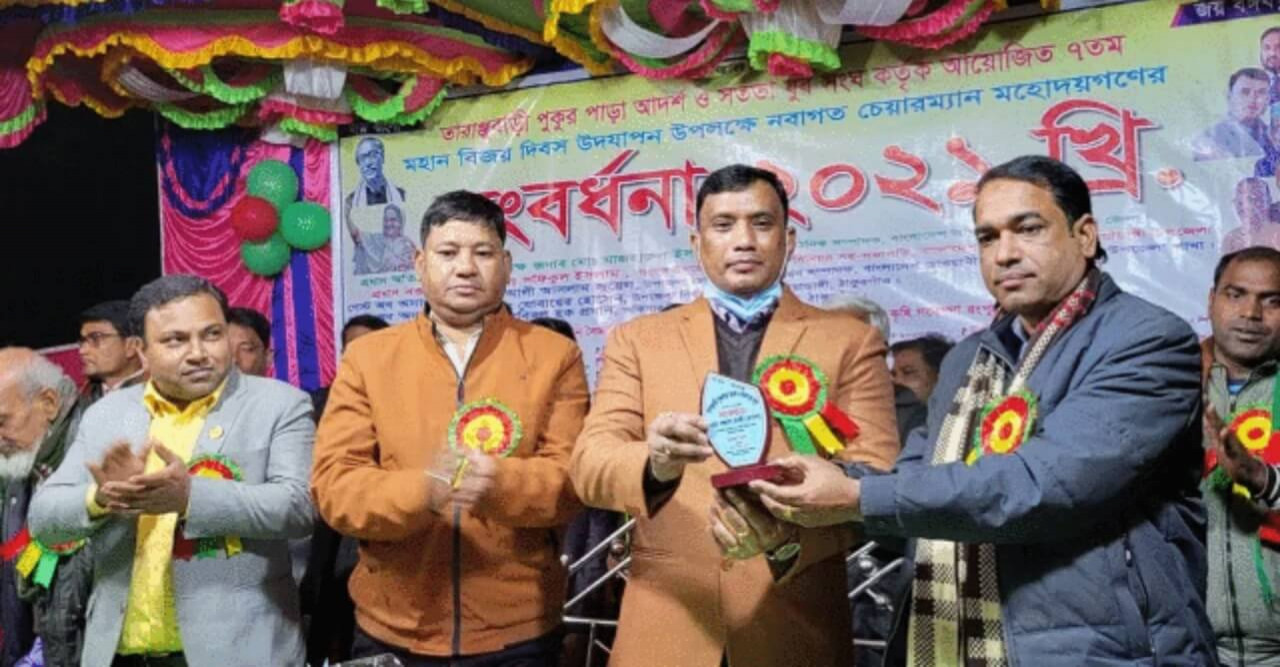 বালিয়াডাঙ্গীতে নবনির্বাচিত আট ইউপি চেয়ারম্যানকে সংবর্ধনা