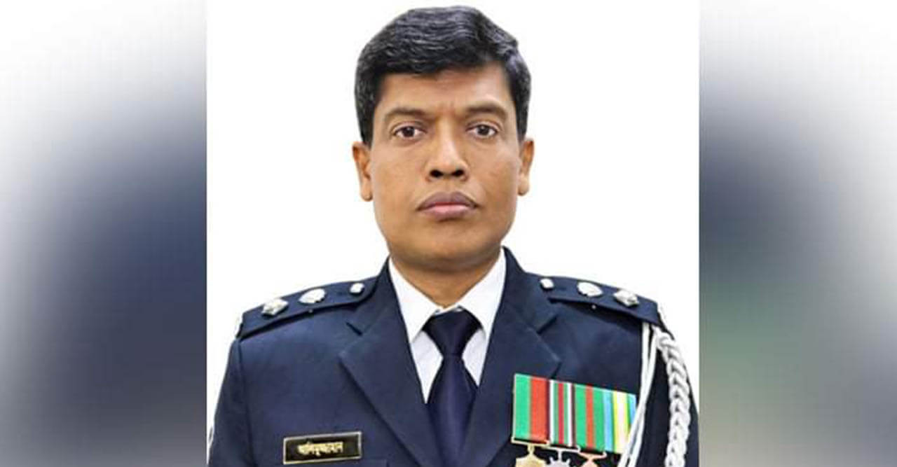 নড়াইলের কৃতিসন্তান মানবিক পুলিশ সুপার আলিমুজ্জামান