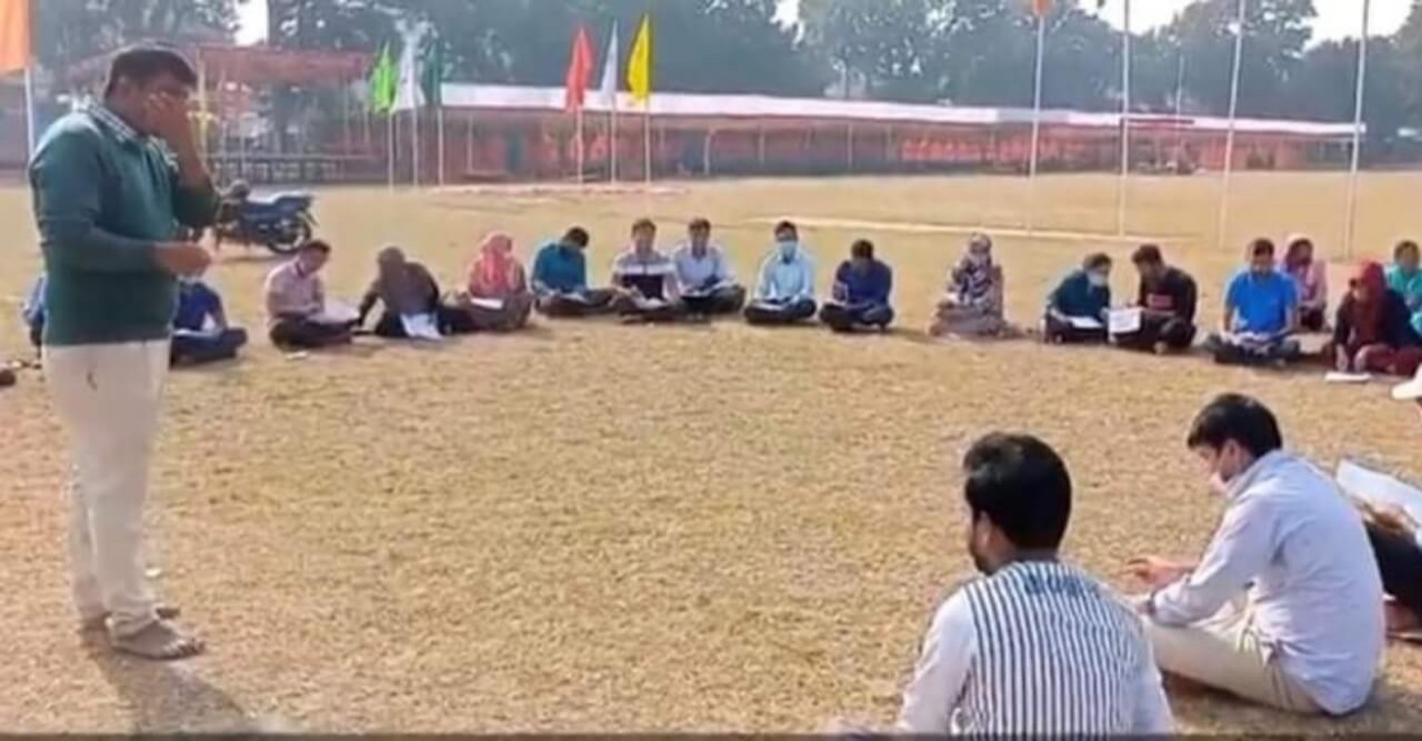 ঠাকুরগাঁওয়ে চাকরি প্রত্যাশীদের ব্যতিক্রমধর্মী উদ্যোগ !