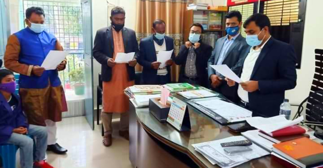 কেঁড়াগাছী ইউনিয়নের নির্বাচিত সদস্যদের শপথ গ্রহণ