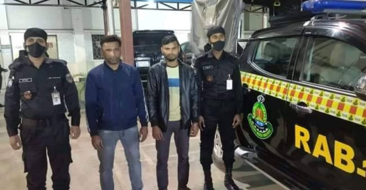 রাজধানীতে সড়ক দুর্ঘটনায় একই পরিবারের ৩ জন নিহতের ঘটনায় গ্রেফতার ২