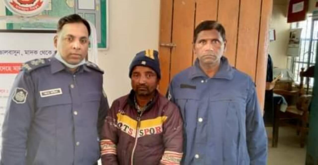 কাজে পৌঁছে দেয়ার কথা বলে কিশোরীকে ধর্ষণ, অভিযুক্ত যুবক গ্রেপ্তার