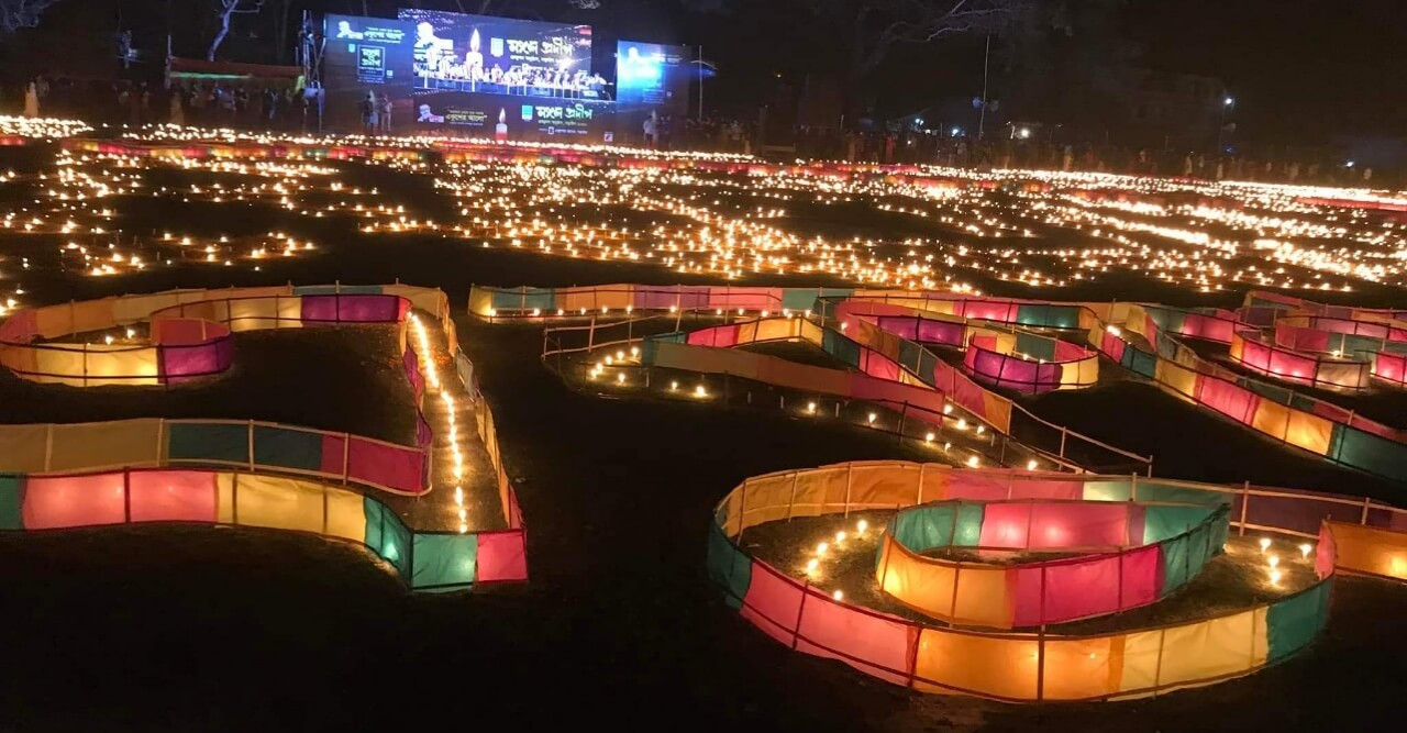 লক্ষ প্রদীপ প্রজ্জ্বলন করে নড়াইলে ভাষা শহীদদের স্মরণ