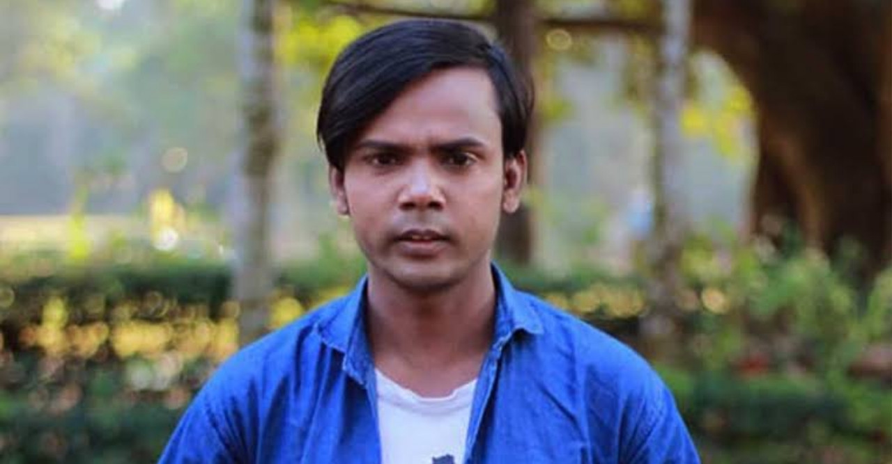 টাকা আত্মসাতের অভিযোগে হাতিঝিল থানা হিরো আলমের নামে জিডি