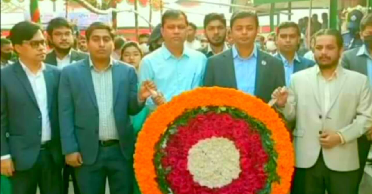 বঙ্গবন্ধুর ১০১ তম জন্মবার্ষিকীতে সর্বস্তরের মানুষের শ্রদ্ধা নিবেদন