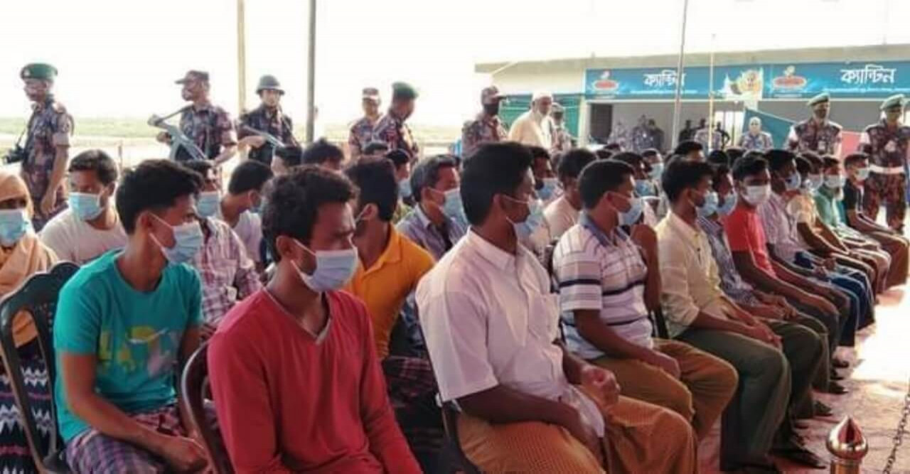 পতাকা বৈঠকের মাধ্যমে নারীসহ ৪১ বাংলাদেশীকে ফেরত দিল মিয়ানমার