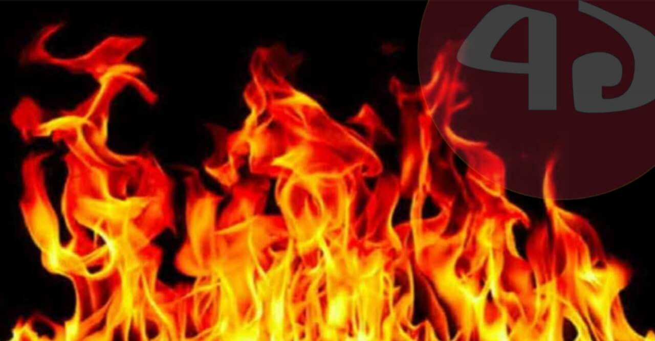 ভোলার চরফ্যাশনে ভয়াবহ অগ্নিকান্ডে ১০ ব্যবসা-প্রতিষ্ঠান পুড়ে ছাই