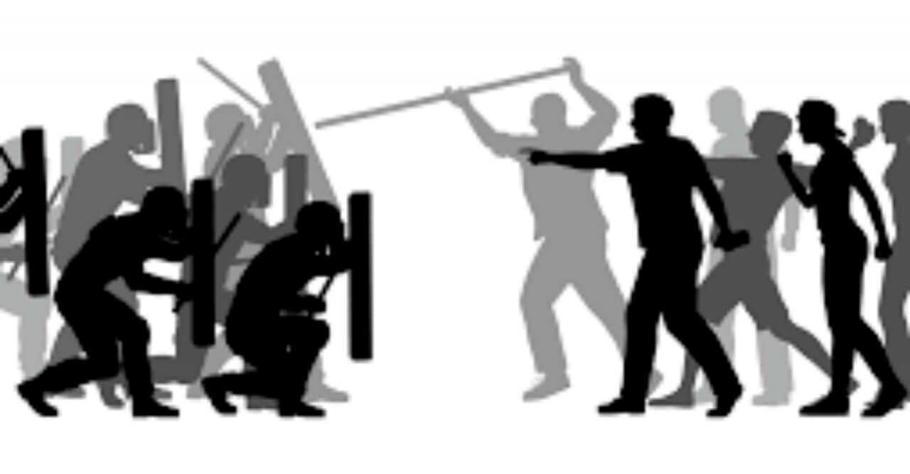 নড়াইলের বাঁশগ্রাম যেন সন্ত্রাসীদের আড্ডাখানা