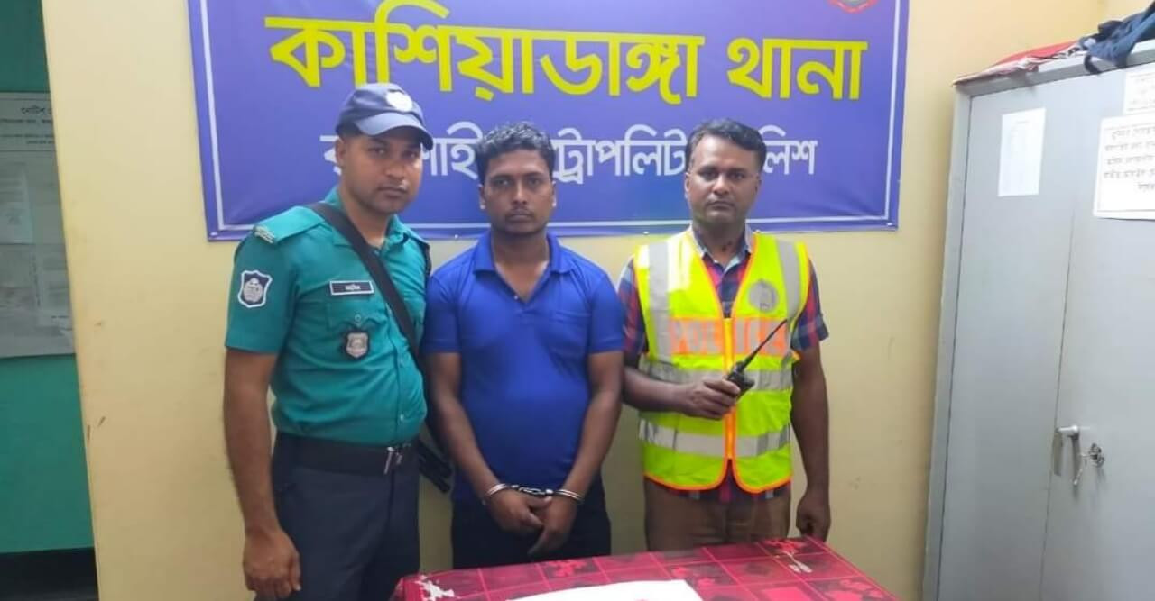 উদ্ধারকৃত ৩৬৭ পিচ ইয়াবা ট্যাবলেট মামলার পলাতক আসামী গ্রেফতার