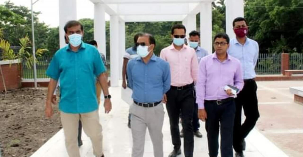 মোহনগঞ্জে উন্নয়নমূলক কর্মকাণ্ড পরিদর্শনে জেলা প্রশাসন