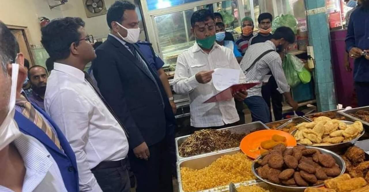 দুটি হোটেল মালিককে ছয়লাখ টাকা জরিমানা