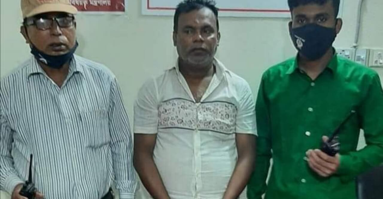 ৪০ বোতল ফেন্সিডিল সহ ১ মাদক ব্যবসায়ী আটক