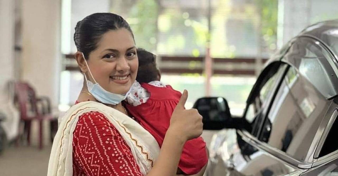 মেয়েকে নিয়ে কাজে ফিরলেন নুসরাত ইমরোজ তিশা