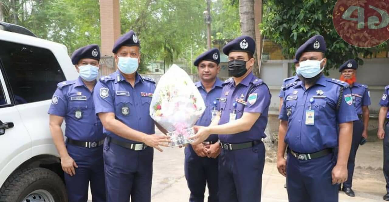 চুয়াডাঙ্গা পুলিশ অফিস পরিদর্শনে খুলনা রেঞ্জের অতিরিক্ত ডিআইজি