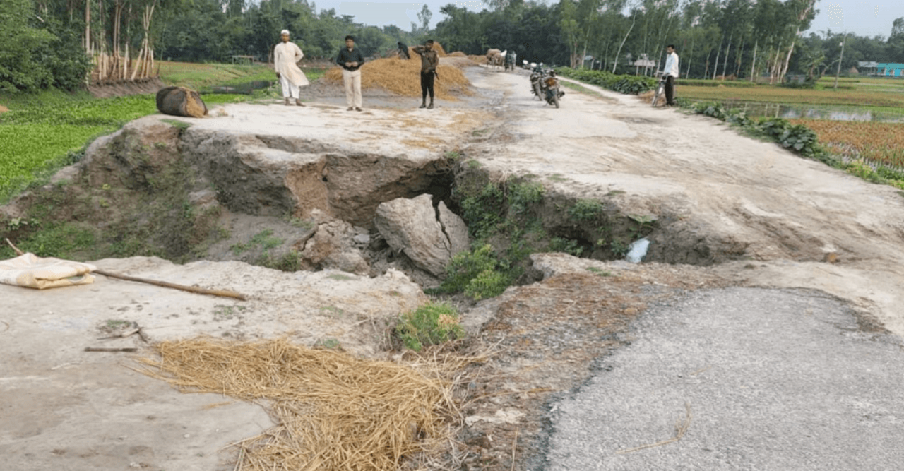 সুন্দরগঞ্জে বন্যা নিয়ন্ত্রণ বাঁধ হুমকির মুখে, ৫০ স্থান ঝুঁকিপূর্ণ