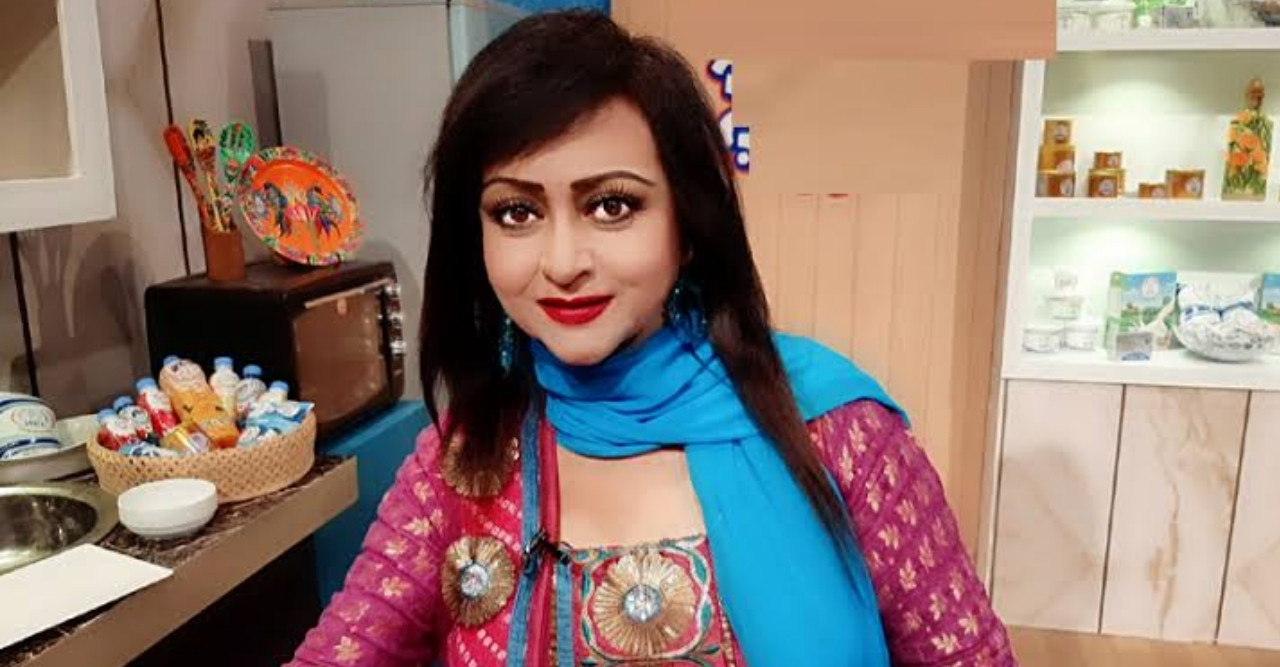সিনেমা পরিচালনায় আসছেন অঞ্জনা