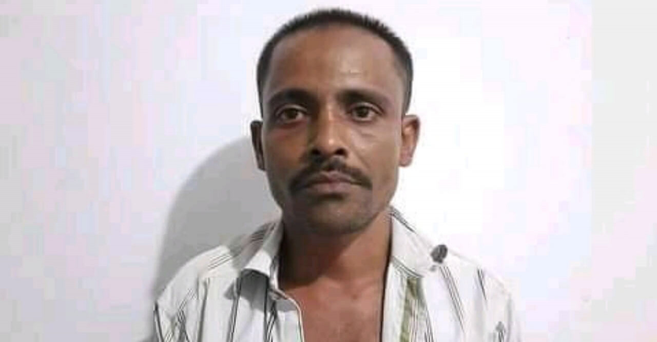 কুখ্যাত ফেরারি ডাকাত ৬০পিছ ইয়াবাসহ গ্রেফতার