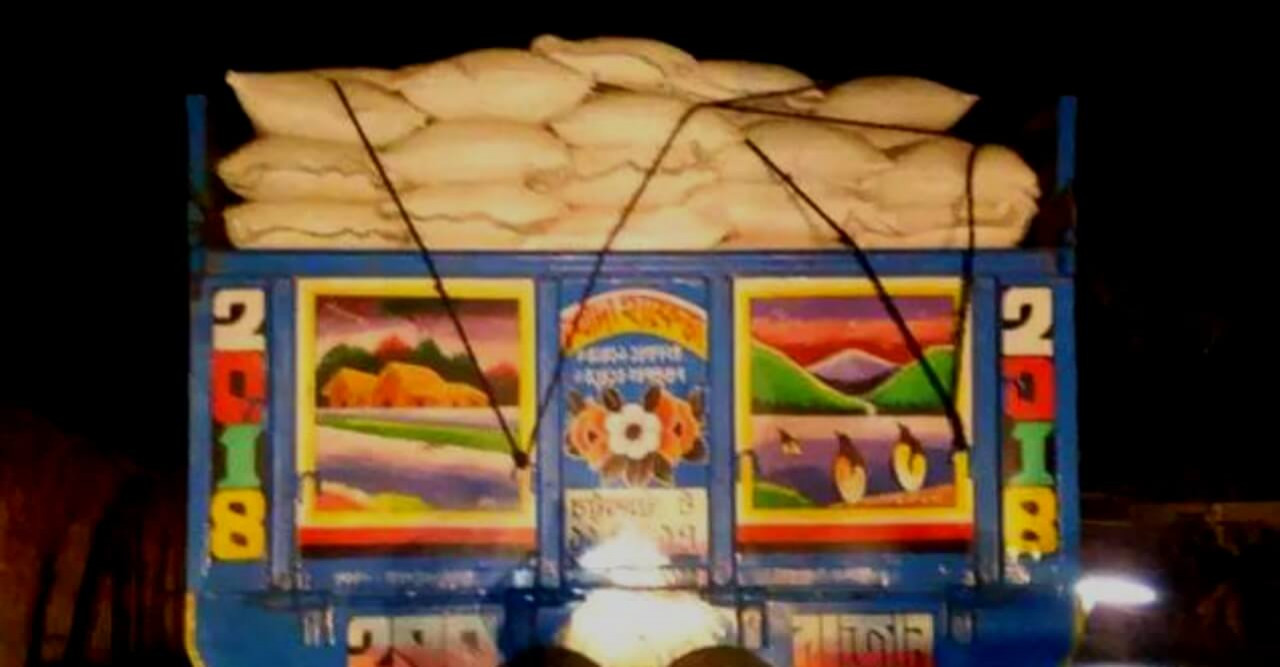 দিনাজপুর থেকে ঝালকাঠির পথে ট্রাকে ৪০০ বস্তা চাল ছিনতাই