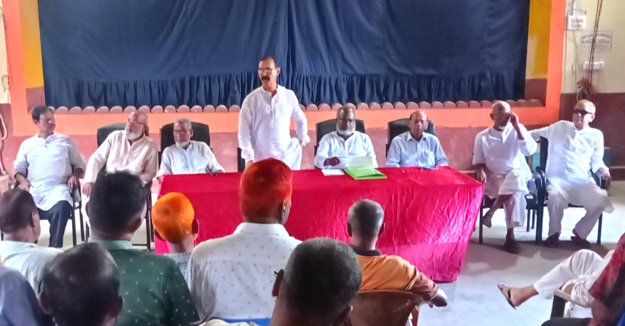 ডোমারে আওয়ামী লীগের সম্মেলন বিষয়ক প্রস্তুতি সভা অনুষ্ঠিত