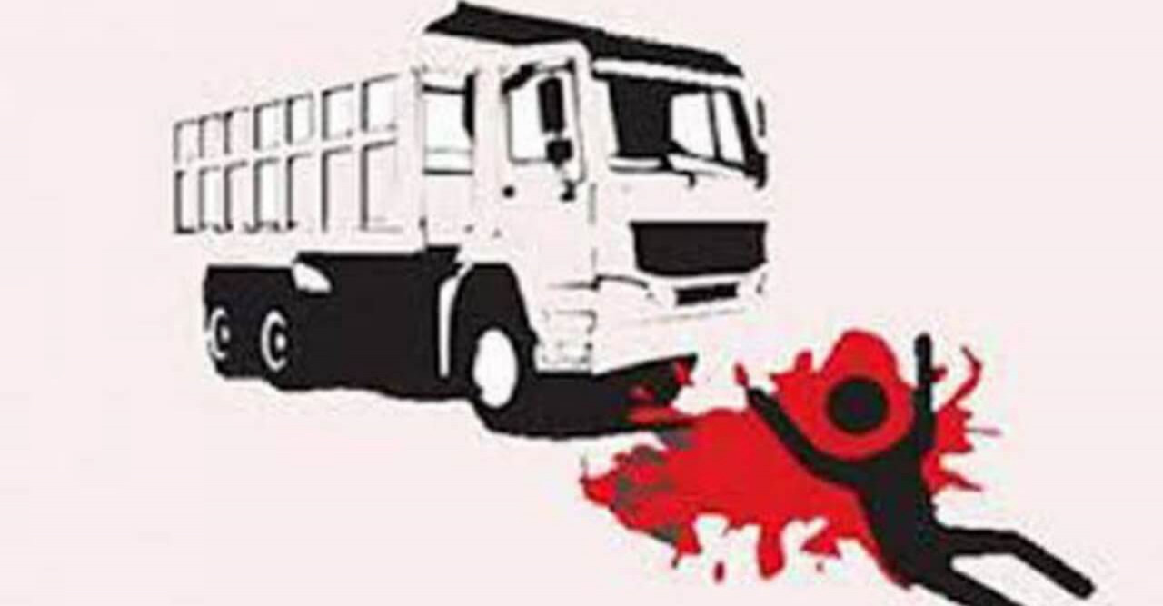 সিরাজগঞ্জে বালুবাহী ট্রাকচাপায় বৃদ্ধার মৃত্যু