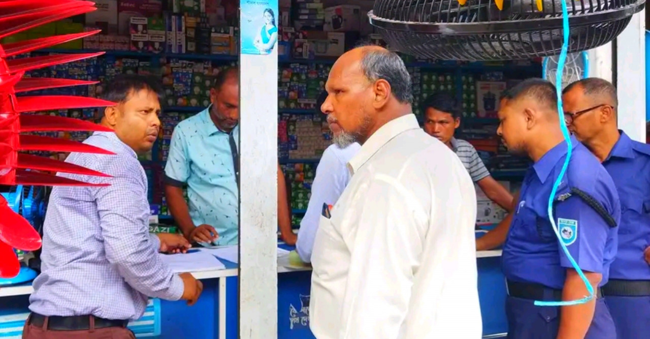 ডোমারে জাতীয় ভোক্তা অধিকার অভিযান ও জরিমানা