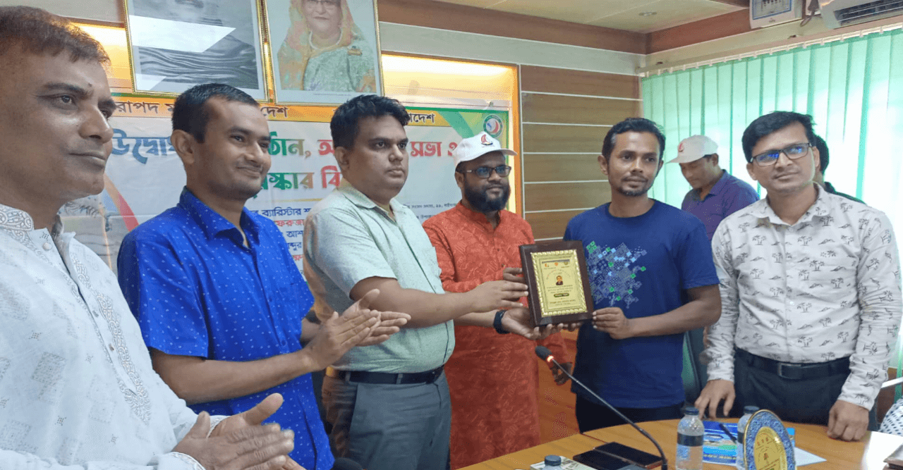 সুন্দরগঞ্জে মৎস্য সপ্তাহের আলোচনা ও পুরস্কার বিতরণ