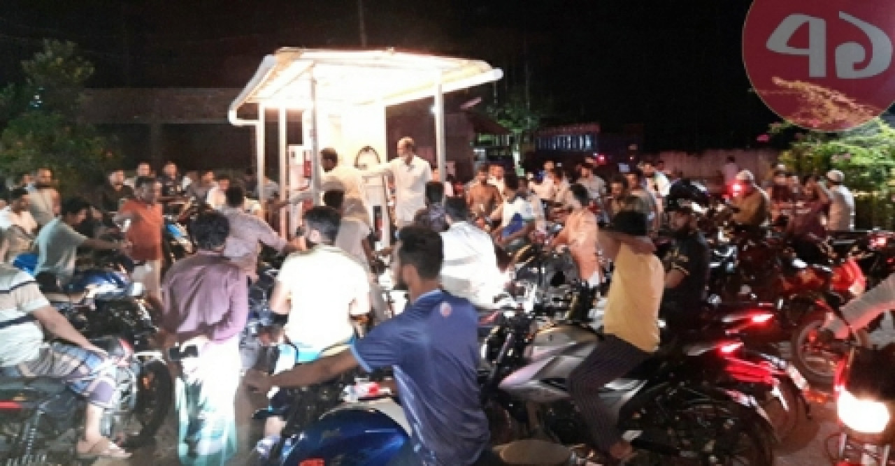 ঠাকুরগাঁওয়ে তেল নিয়ে তেলেসমাতি