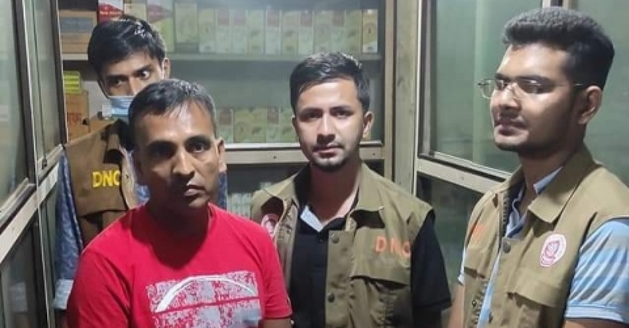 রেক্টিফাইড ও ডিনেচার্ড স্পিরিট বিক্রির দায়ে দুজনের অর্থদন্ড