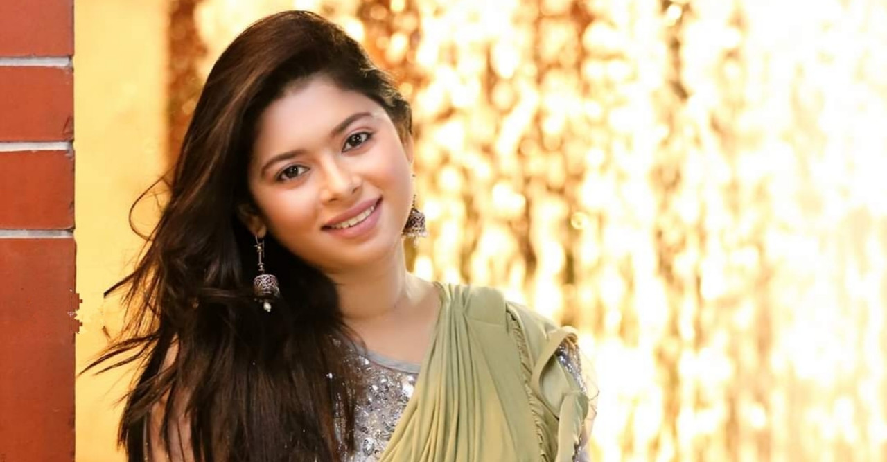 আজ কণ্ঠশিল্পী লুইপা'র জন্মদিন