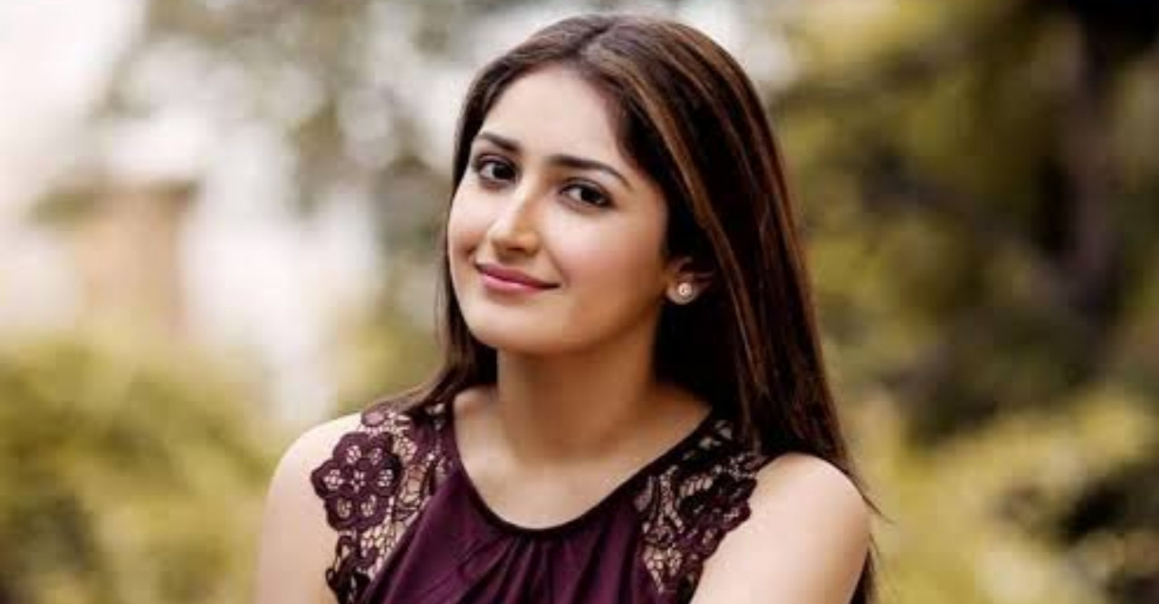 শুভ জন্মদিন অভিনেত্রী সায়েশা সায়গল