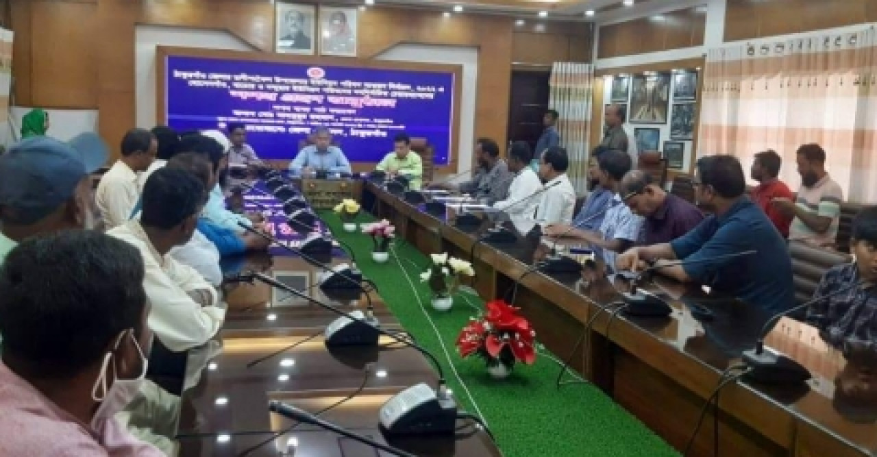 রাণীশংকৈলের তিন ইউপি চেয়ারম্যানদের শপথ গ্রহণ