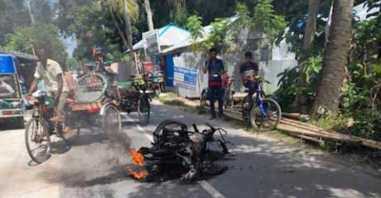 দেশিয় অস্ত্র হাতে মহড়া হামলায় বিএনপির নেতাকর্মী আহত