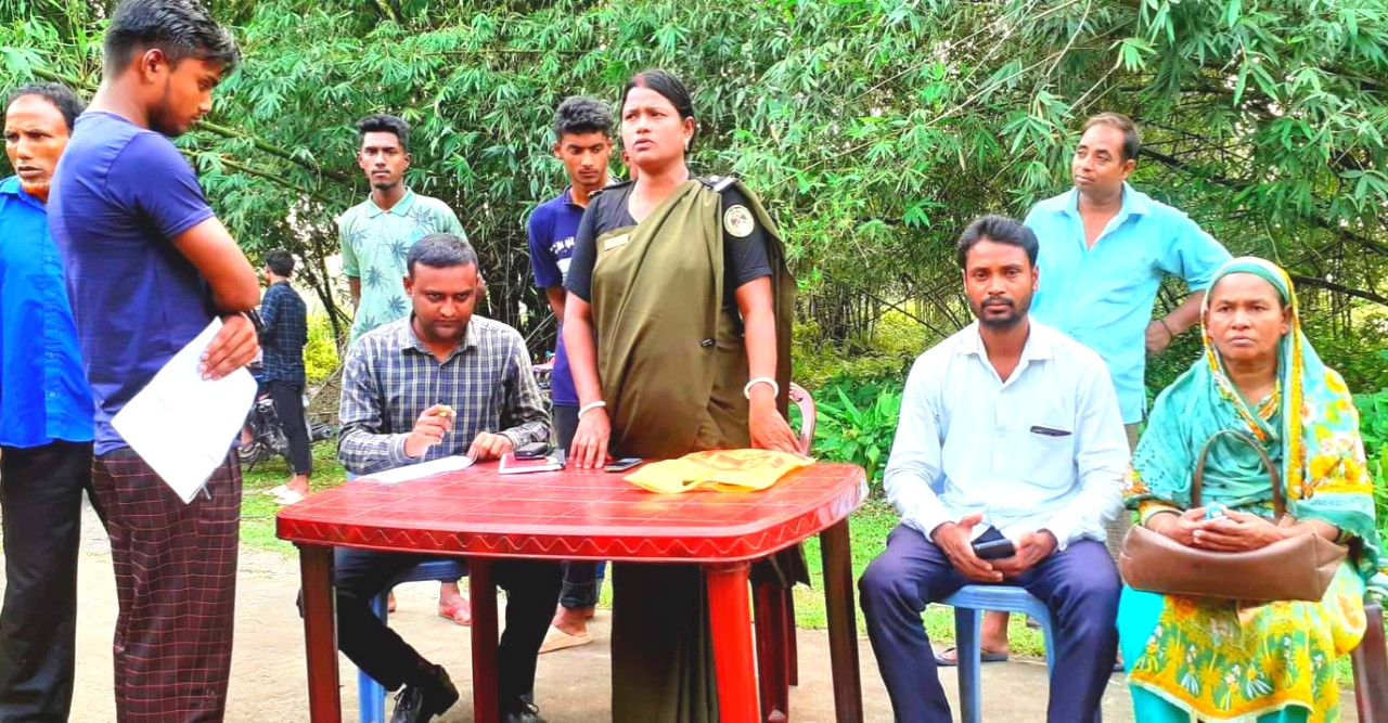 ডোমারে ইউনিয়ন পর্যায়ে আনসার যাচাই-বাছাই