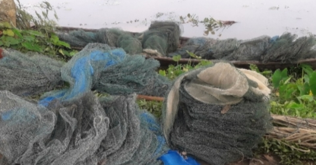 মৎস্য অধিদপ্তরের অভিযানে অবৈধ কারেন্ট জাল জব্দ