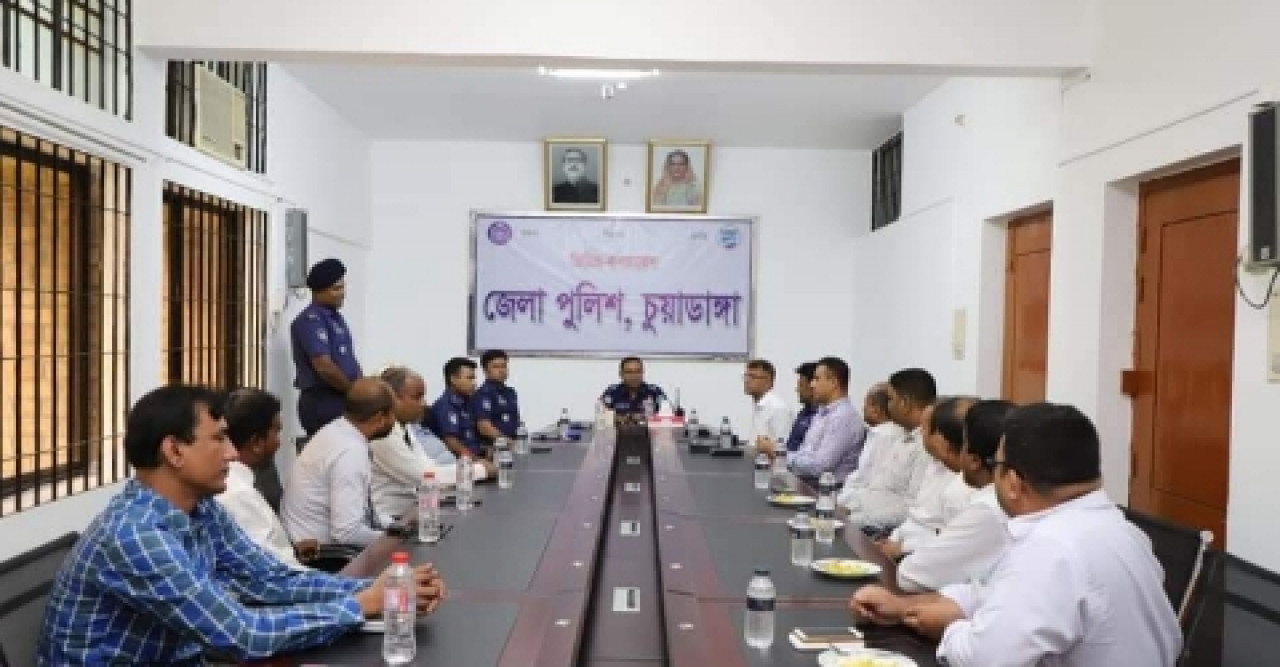 জেলা আইনজীবী সাথে নবাগত পুলিশ সুপারের মতবিনিময়