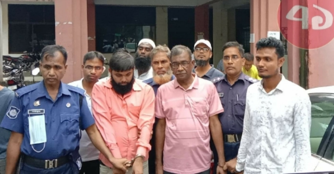 গুরুদাসপুরে ভুয়া অডিট অফিসারসহ ৩জন গ্রেপ্তার