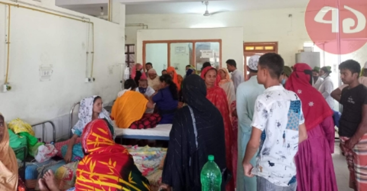 গলায় ছুরি ঠেকিয়ে স্কুলছাত্রীকে সংঘবদ্ধ  ধর্ষন