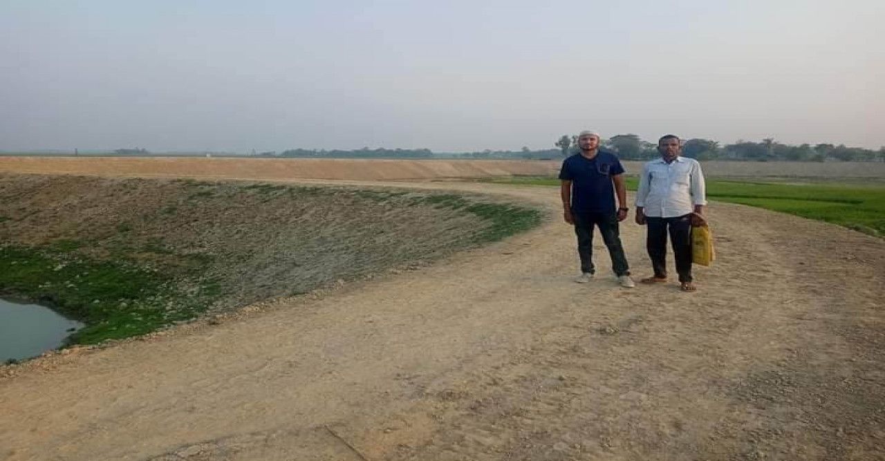 হাওরে বাধেঁর কাজ শেষ না হওয়াতে শংঙ্কিত কৃষকরা, বিল পরিশোধের দাবী পিআইসির সদস্যদের