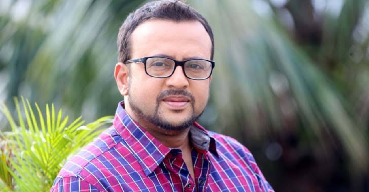 কান্না করার পর  ক্ষমা চাইলেন চিত্রনায়ক রিয়াজ