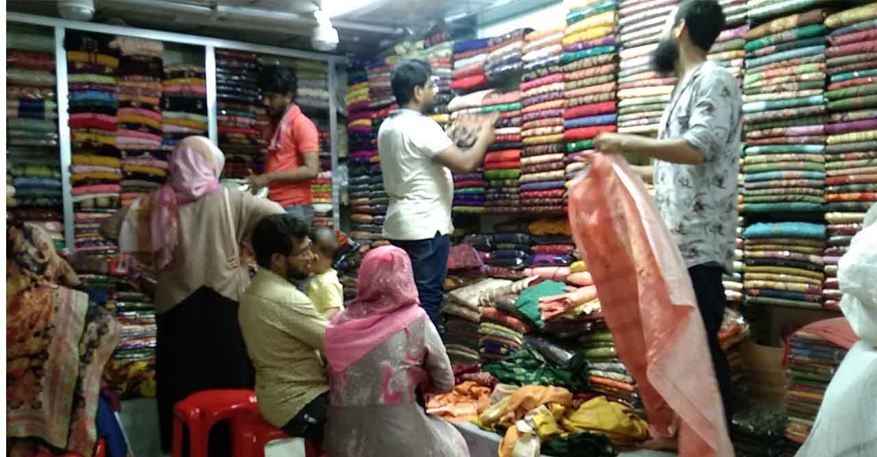 পটুয়াখালীতে জমজমাট ঈদের বাজার