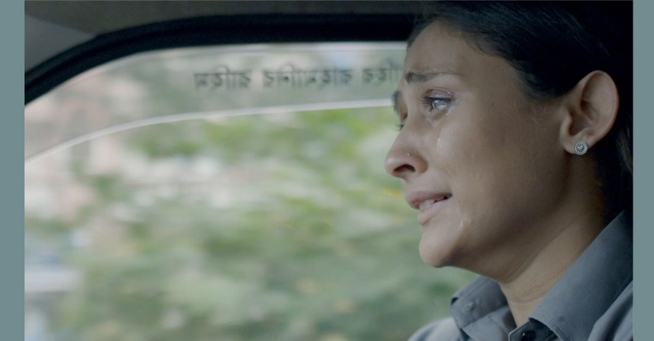 কাঁদছেন ‘অ্যাম্বুলেন্স গার্ল’ মেহজাবীন!